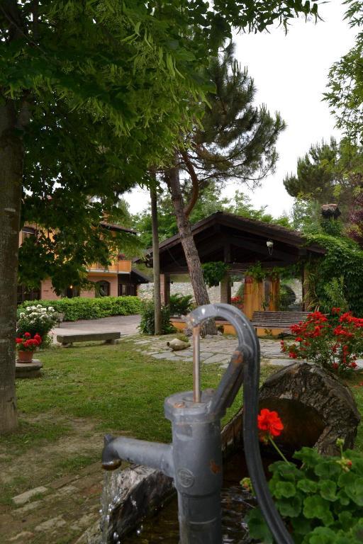 Trattoria Vecchio Mulino Bed & Breakfast Niella Tanaro Exterior photo